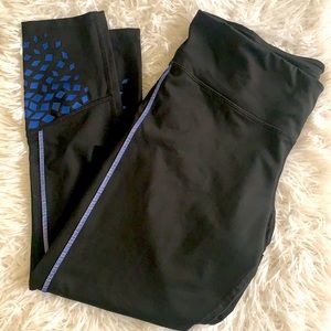 Champion Athletic Leggings w/geo design